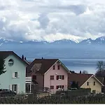 Queen Guest Affittacamere Mont-sur-Rolle
